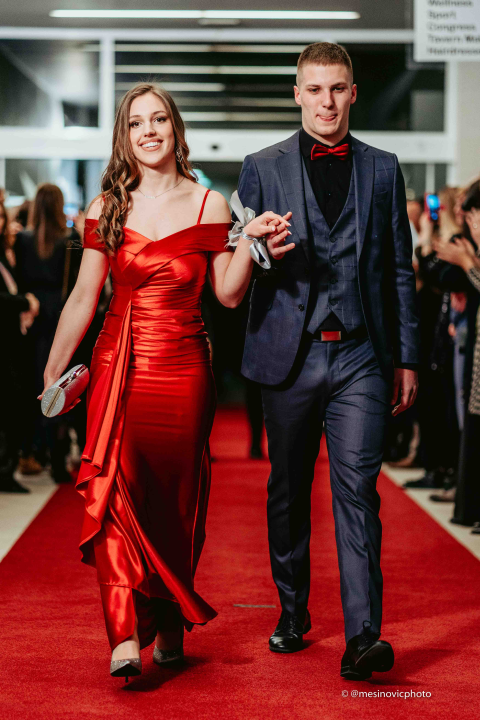 Gimnazijalci zasjali u večeri koju će pamtiti do kraja života! (1.dio)