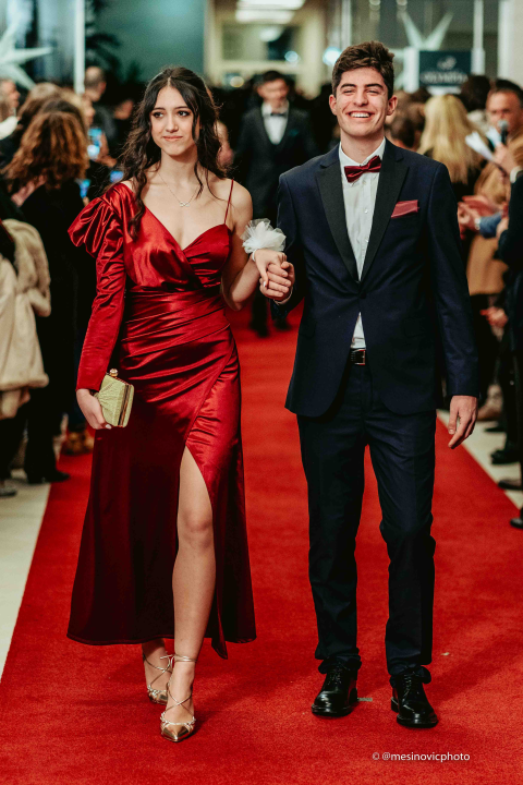 Gimnazijalci zasjali u večeri koju će pamtiti do kraja života! (2.dio)