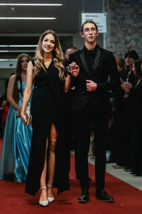 Pogledajte glamurozna izdanja maturanata Medicinske škole (1. dio)