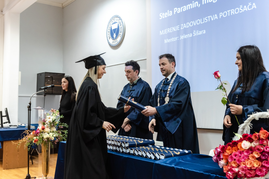 Svečana promocija studenata VUŠ-a: 'Vi ste budućnost naše zemlje i ona će biti onakva kakvom je vi oblikujete'