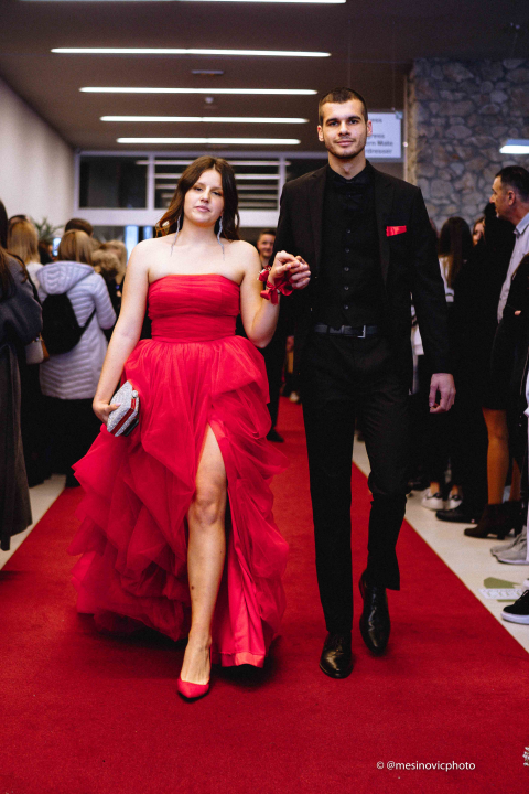 Zavirite na blještavi maturalni ples Tehničke škole Šibenik (1)