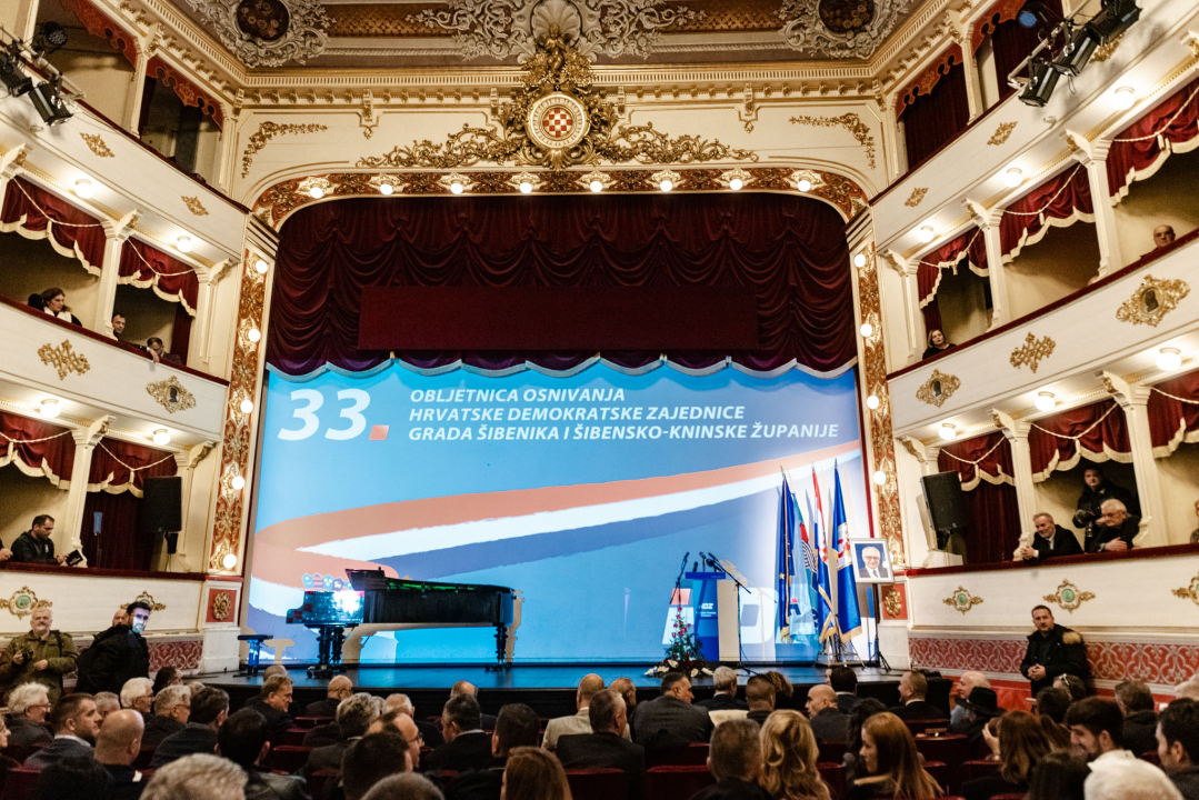 Andrej Plenković na proslavi šibenskog HDZ-a: 'Šibenik je ključan grad na obali, važan za naš identitet i kulturu'