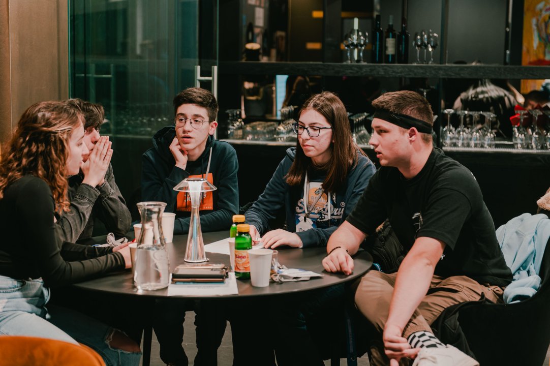 Šibenčani pobjednici Nacionalne kviz lige srednjoškolaca, iza sebe ostavili 900 učenika iz 45 škola