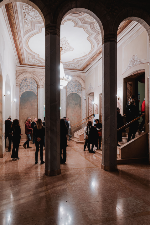 Perić i Detelić na daskama koje, u ovom slučaju, smrt znače publiku nasmijali ‘Direkt u glavu’