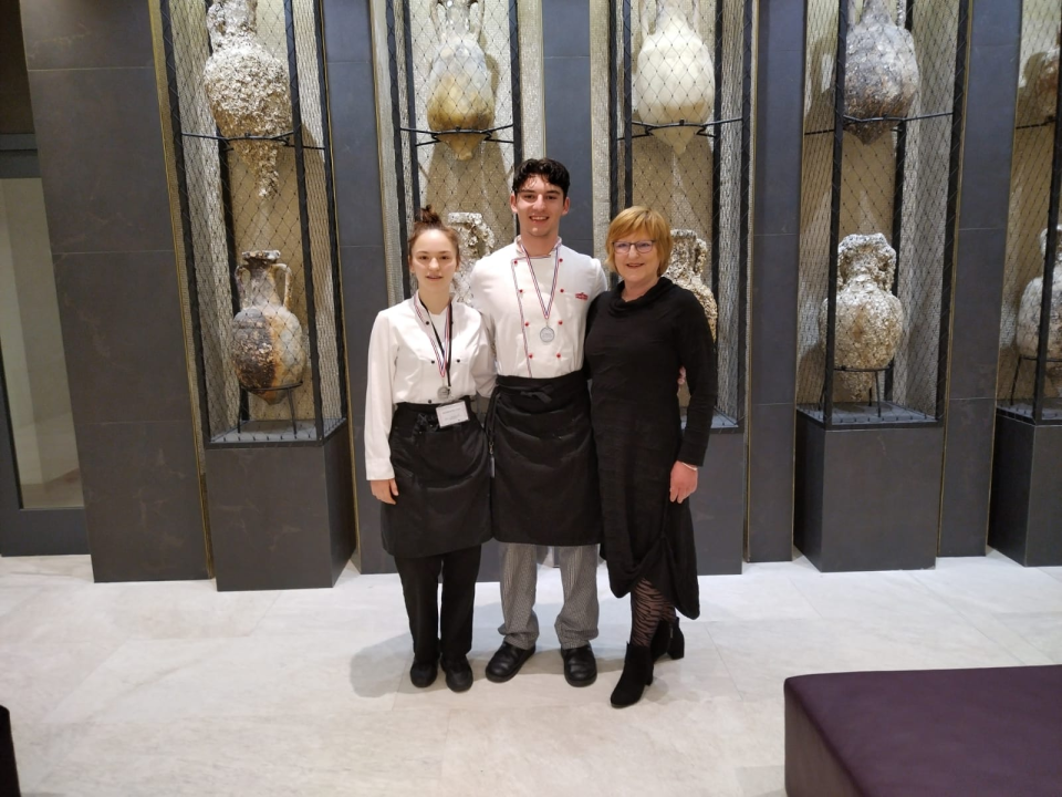 Učenici Turističko-ugostiteljske škole s državnog natjecanja vratili se s medaljama