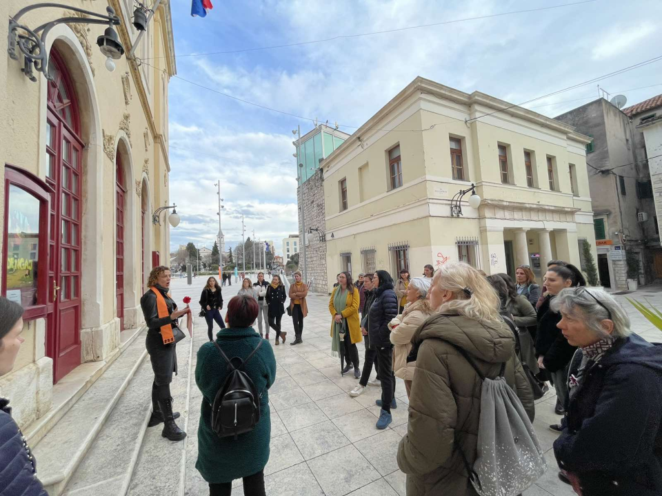 Znate li tko su Anka Bulat, Ana Šare i Slavka Berović? Vodiči ispričali priče o važnim šibenskim curama