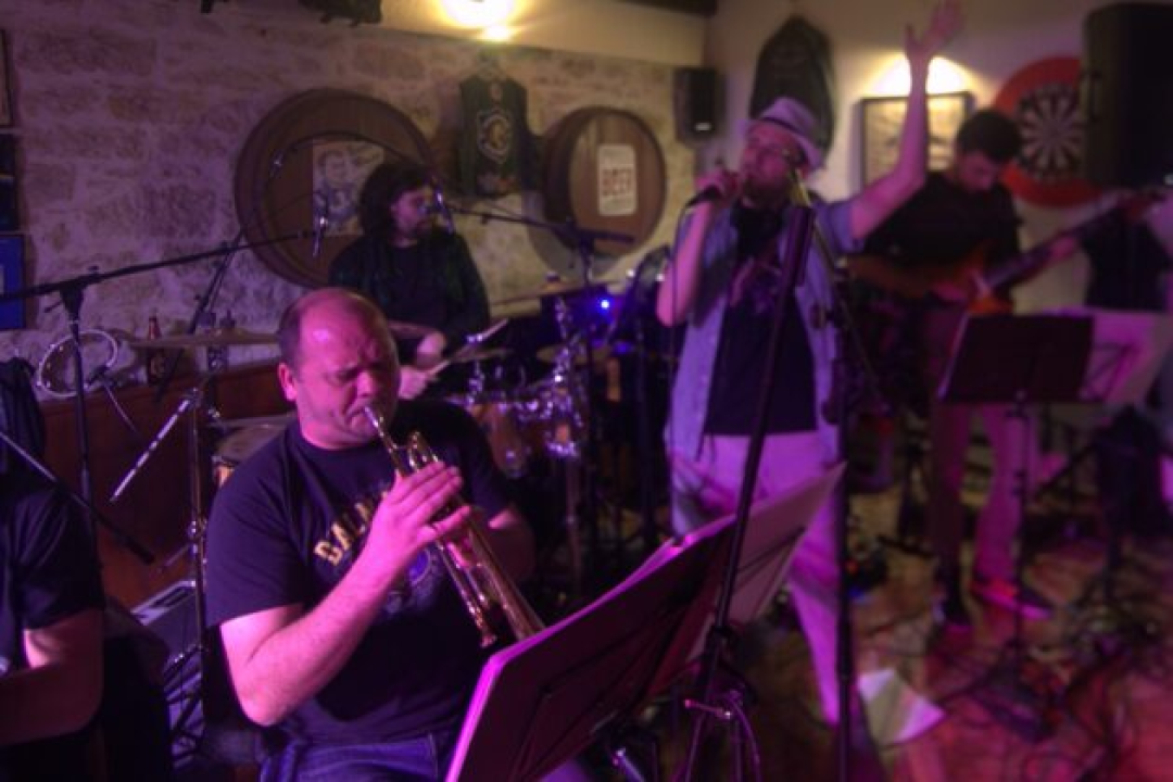 Tišnjanski 'Zinga Lata Orchestra' osvojio Tribunj