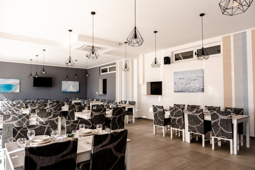 Posjetite novootvorenu pečenjaru Kod Bačića u Njivicama!