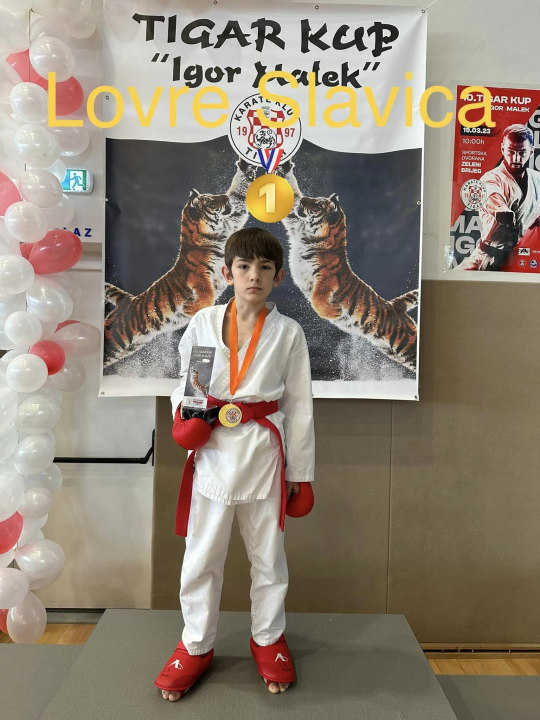 Odličan uspjeh Karate kluba Murter na turniru u Sisku