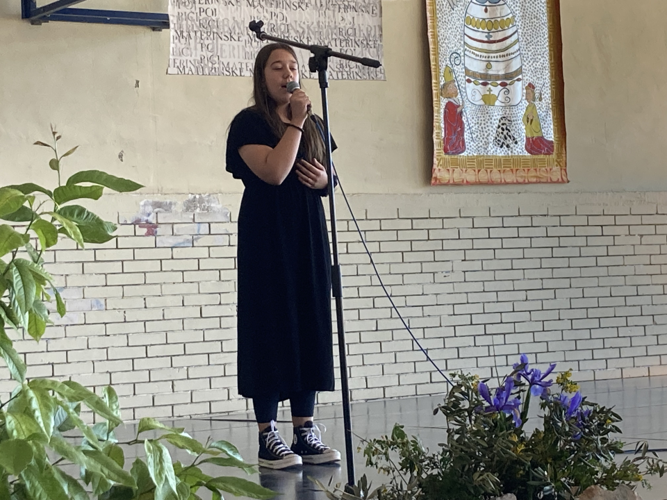 'Poj rići materinske': U OŠ Primošten 17. izdanje literalno-likovnog natječaja