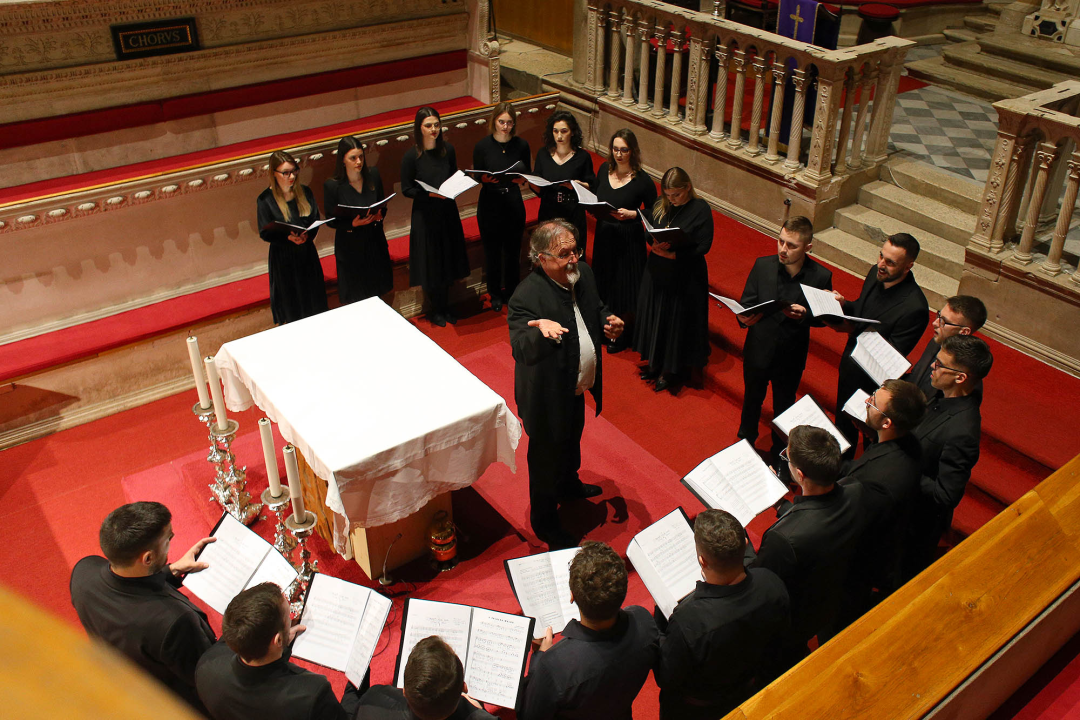 U katedrali održan korizmeni koncert 'Puče moj'