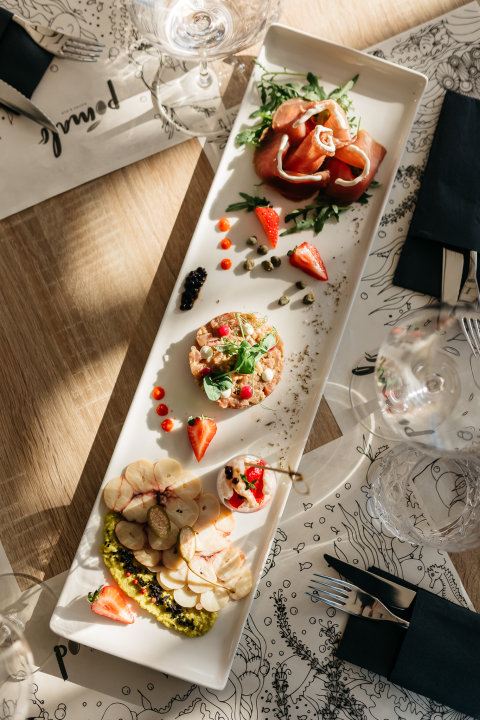 Vikend rezervirajte za nezaboravne trenutke na otvorenju Pomalo Bistro &amp; Bara u Žaboriću!