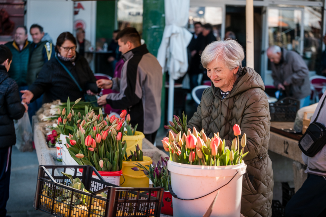Bura učinila svoje: Veliki petak je, ali ponuda na šibenskoj peškariji nije bila bogzna što 