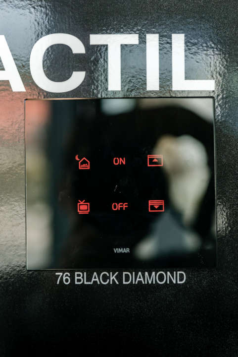 Elekta-C slavi 30. rođendan i časti odličnim popustima!  