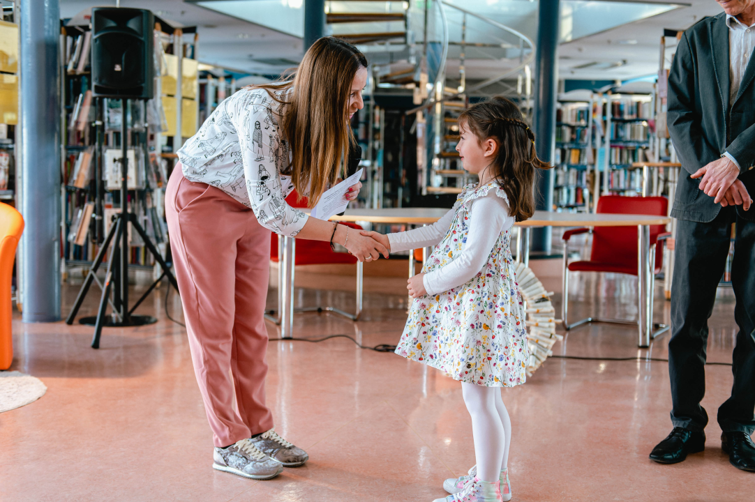 Najčitatelji šibenske knjižnice su Bruna Kozić, Gloria Lokas, Saša Veligdanski i Niko Konjuh