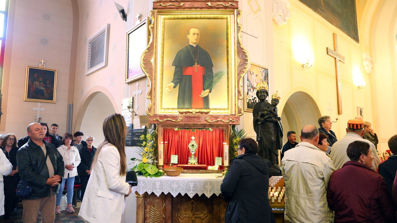 Vjernici Šibenske biskupije na hodočašću u Ninu, Karlovcu, Krašiću i Mariji Bistrici