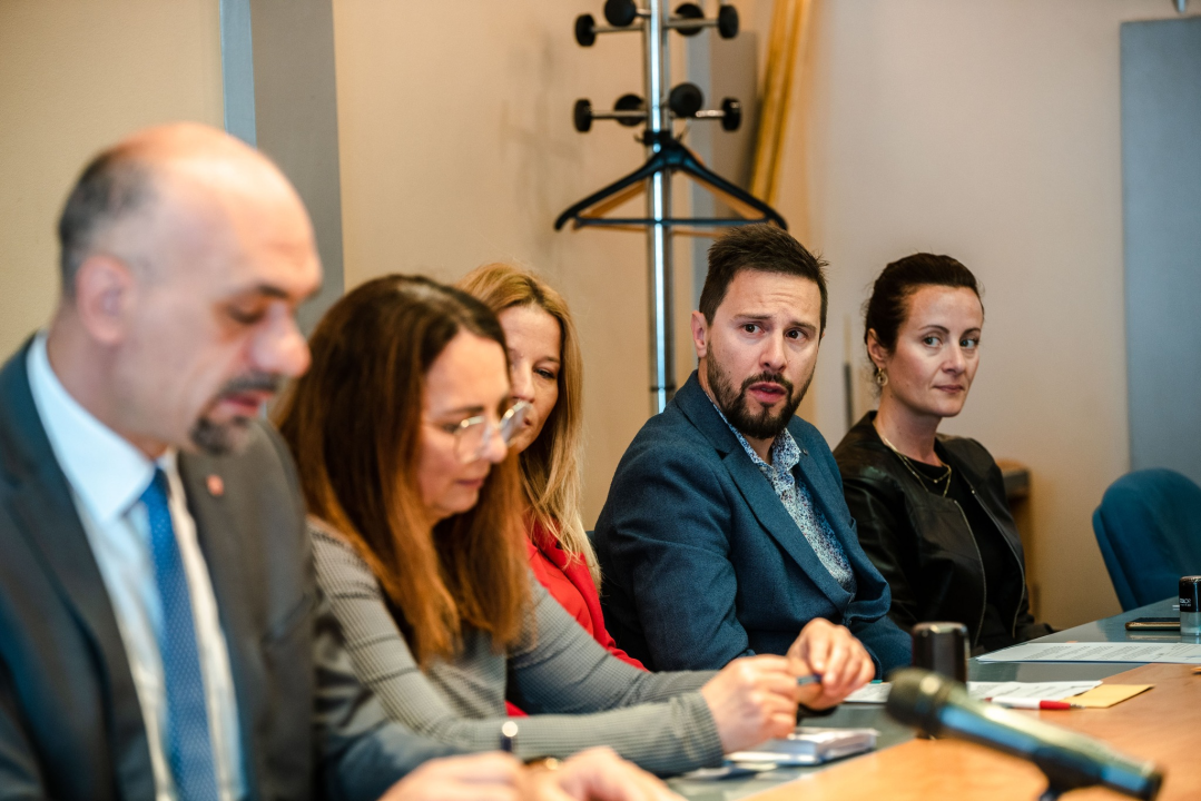 Župan Jelić potpisao Ugovore za sedam projekata: 'Cilj nam je promovirati mjesta gdje je turizam manje razvijen' 