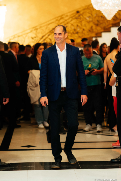 Zavirite na blještavi maturalni ples šibenske Industrijsko-obrtničke škole (2)