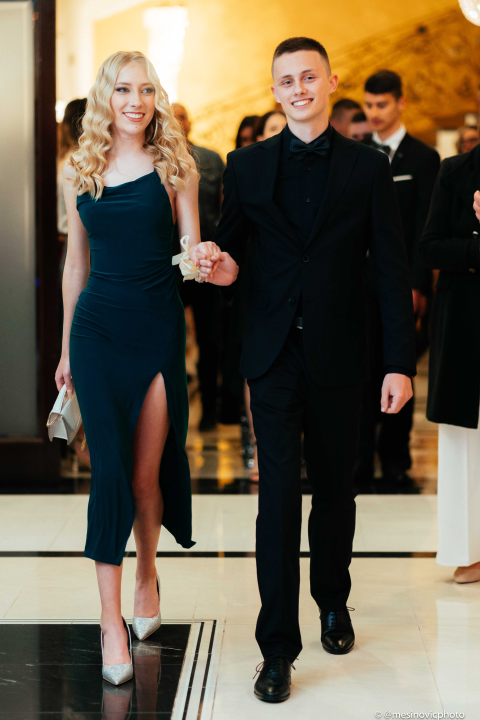 Zavirite na blještavi maturalni ples šibenske Industrijsko-obrtničke škole (1)