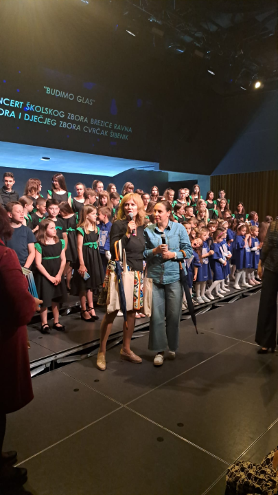 'Mali cvrčci' i njihovi gosti u Kući umjetnosti Arsen oduševili publiku koncertom 'Budimo glas' 