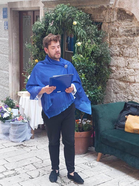 U 'Lukinom cvjetnom kutku' na Gorici domjenkom proslavljena krunidba kralja Charlesa 