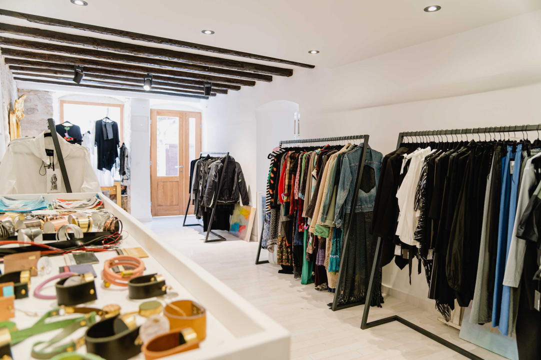 Uljepšajte dom, poslovni prostor ili apartman jedinstvenim umjetninama iz Galerije Juraj Dalmatinac