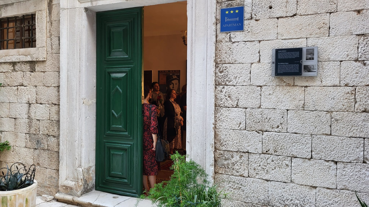 Priča o 'najluđoj' šibenskoj obitelji: Od havajskog kralja i izopćenog nadbiskupa do gradonačelnika Šibenika i rekordera u letenju