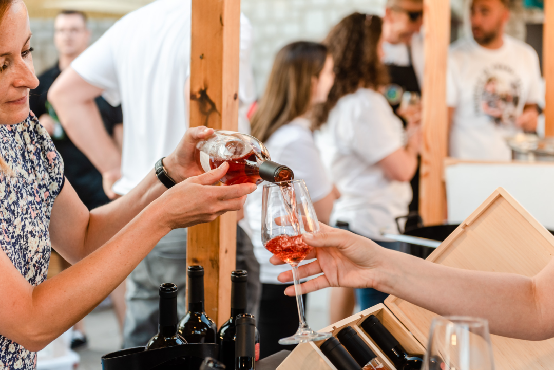 Ove subote doživite romansu pidoće i debita na šibenskoj rivi!