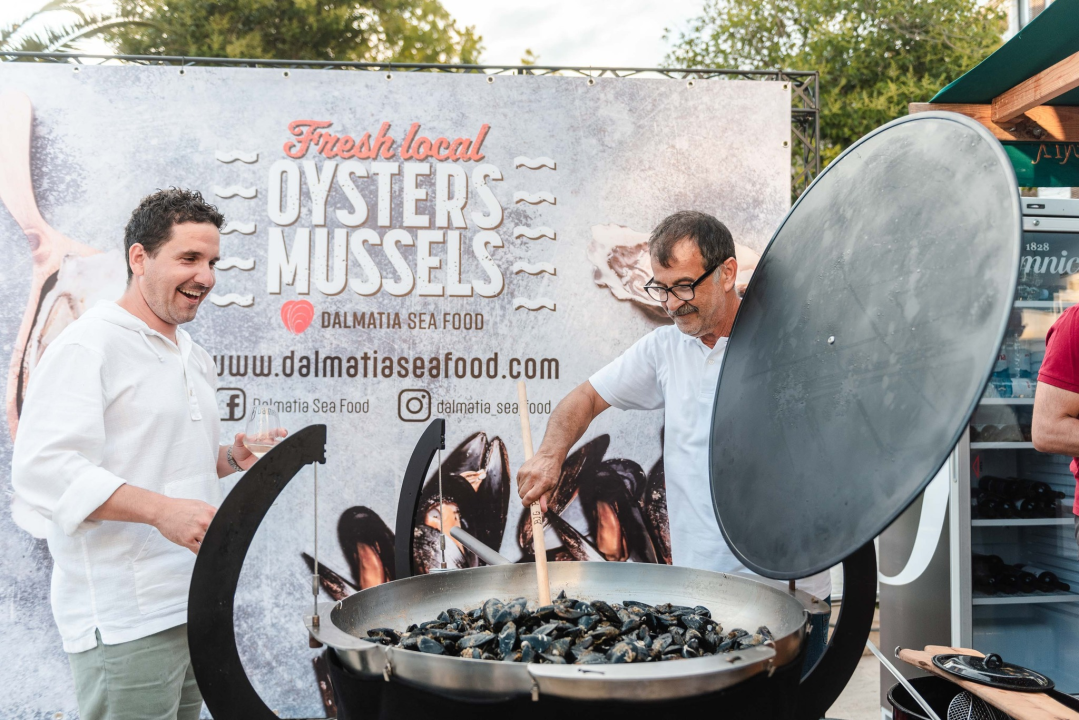 Gastro uživanje: Šibenčane je i ove godine oduševila kombinacija debita i pidoća na sto načina 