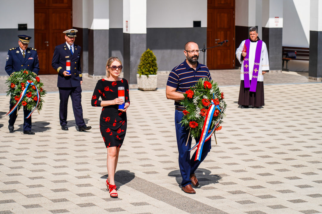 Uoči Dana antifašističke borbe na Kvanju položeni vijenci i zapaljene svijeće