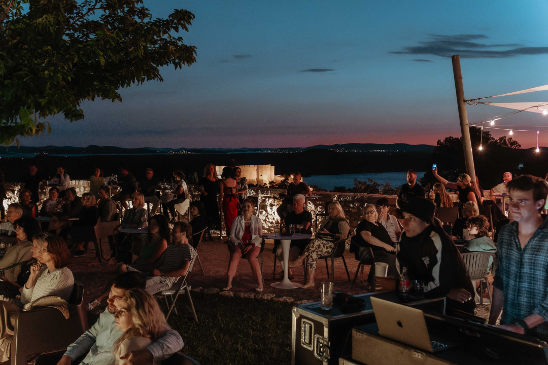 Master Blaster na Baroneu: Najbolji pogled na vatromet, odlično raspoloženi Šibenčani i Detour