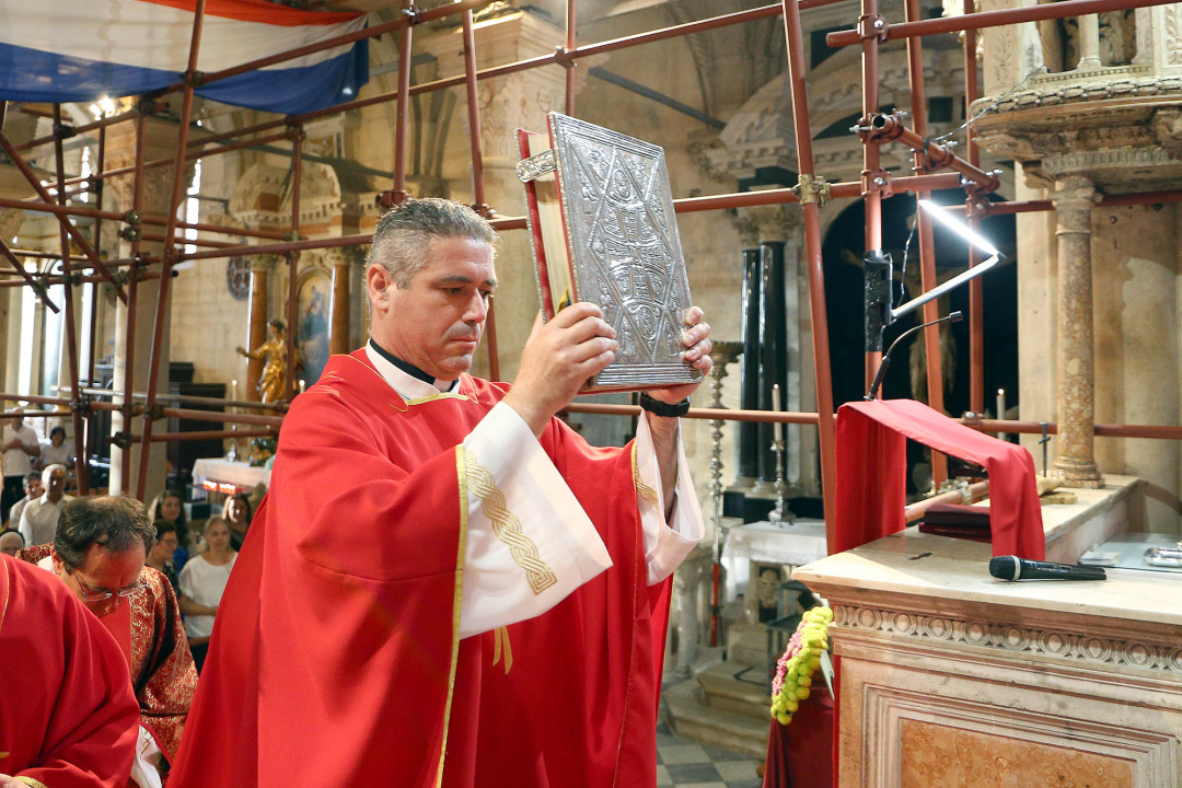 Don Krešimir Mateša proslavio 25 godina svećeništva