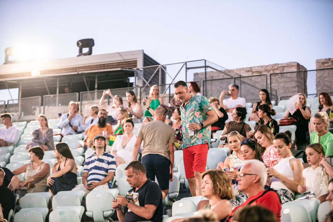  Emeli Sandé prvi put nastupila u Hrvatskoj, a publiku u Šibeniku osvojila je emocijama 