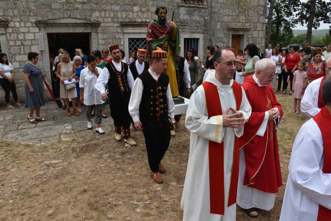 U Mirloviću uz misu i procesiju proslavljen suzaštitnik sv. Jakov
