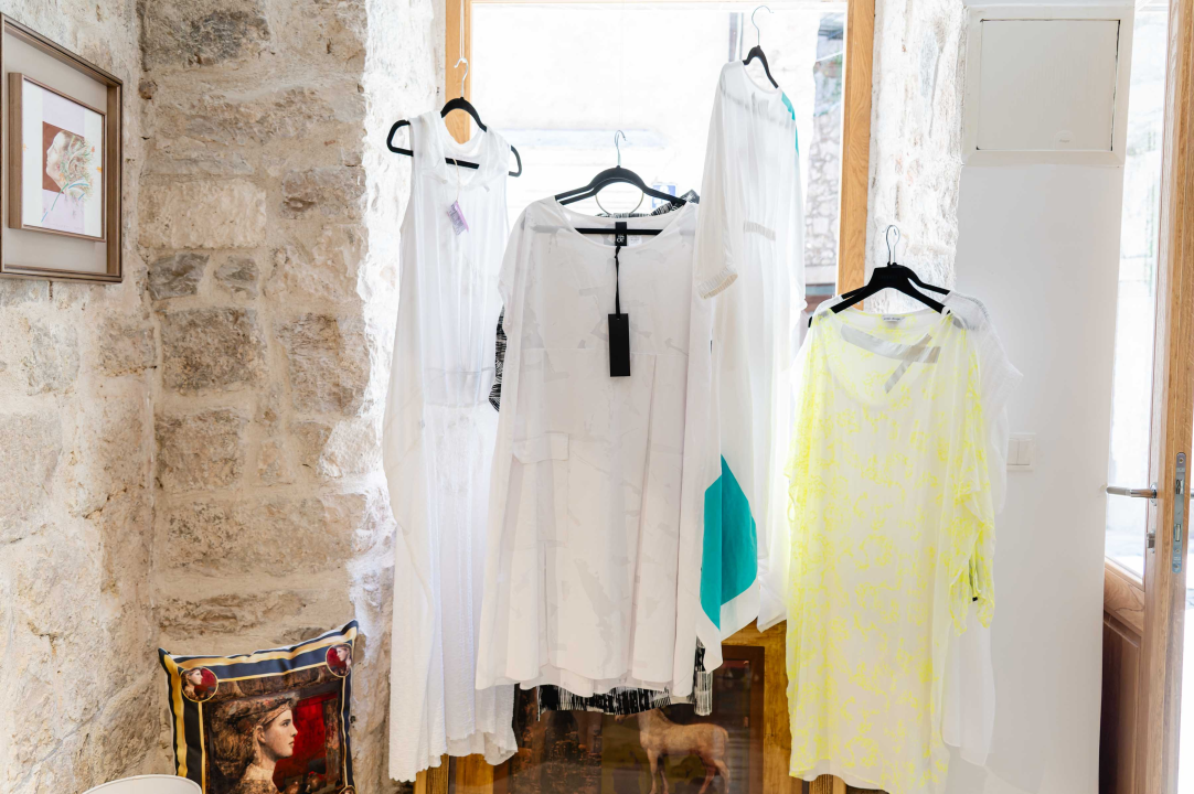 Ljeto u Galeriji Juraj Dalmatinac: Edo Murtić i Đuro Pulitika po odličnim cijenama!