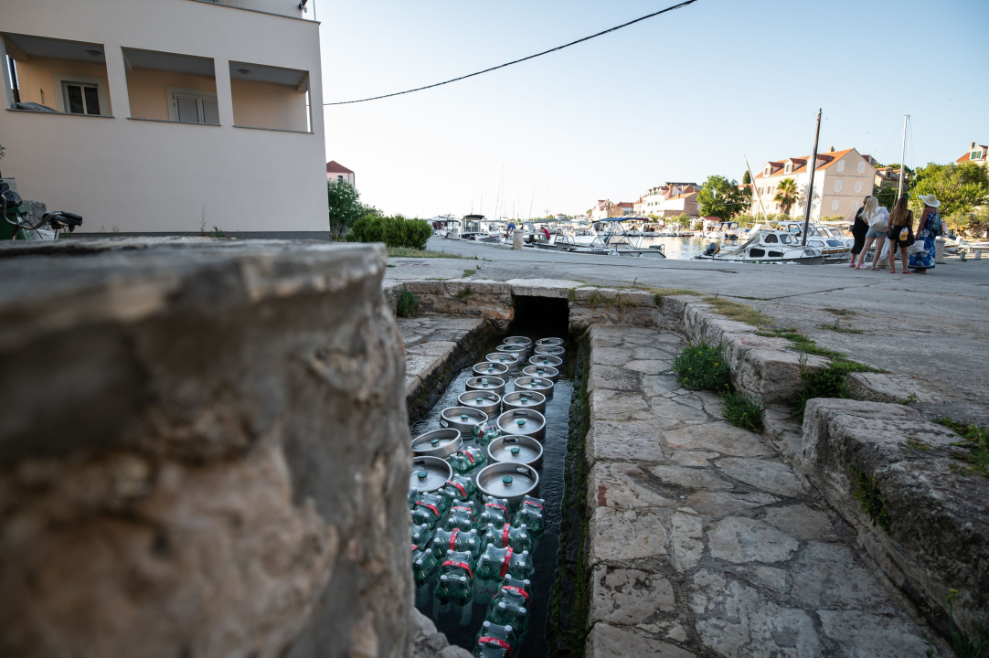 Na Zlarinu održana tradicionalna Srdelada