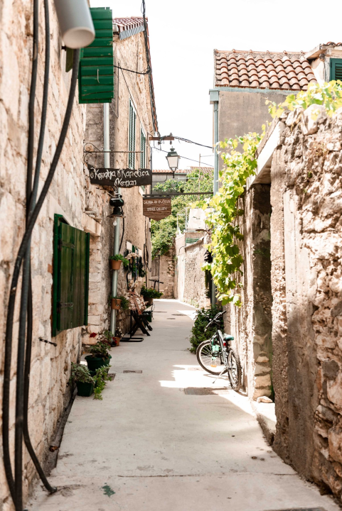 Na Krapnju su sve žene znale veslati, ali ne i plivati: 'Žene su trpjele i radile, ali bilo je tu i lipih stvari'