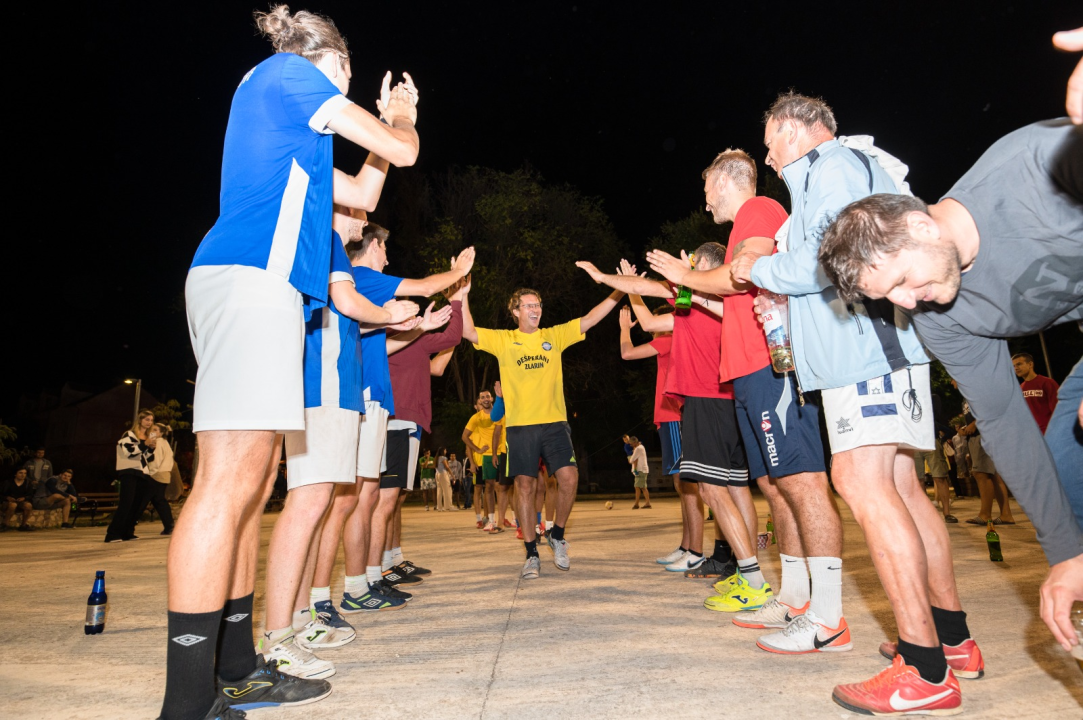 U Zlarinu je tradicionalno održan turnir 'Fingac', slavila ekipa Zogulini