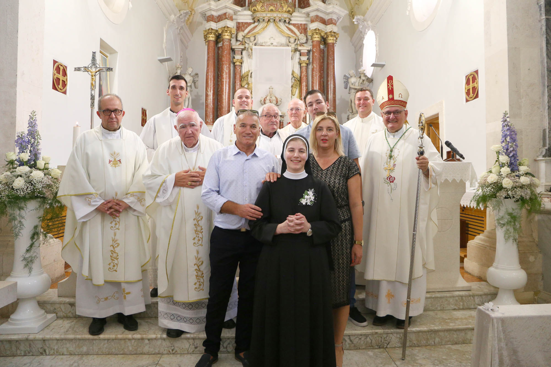 Sestra Tea Božić položila prve redovničke zavjete