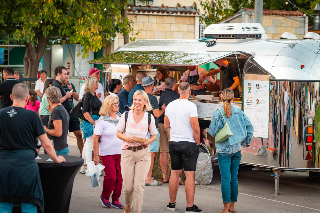 Diljem županije uživali u vrhunskim delicijama zahvaljujući novom gastro projektu 'Taste like... Bilice, Skradin, Drniš'