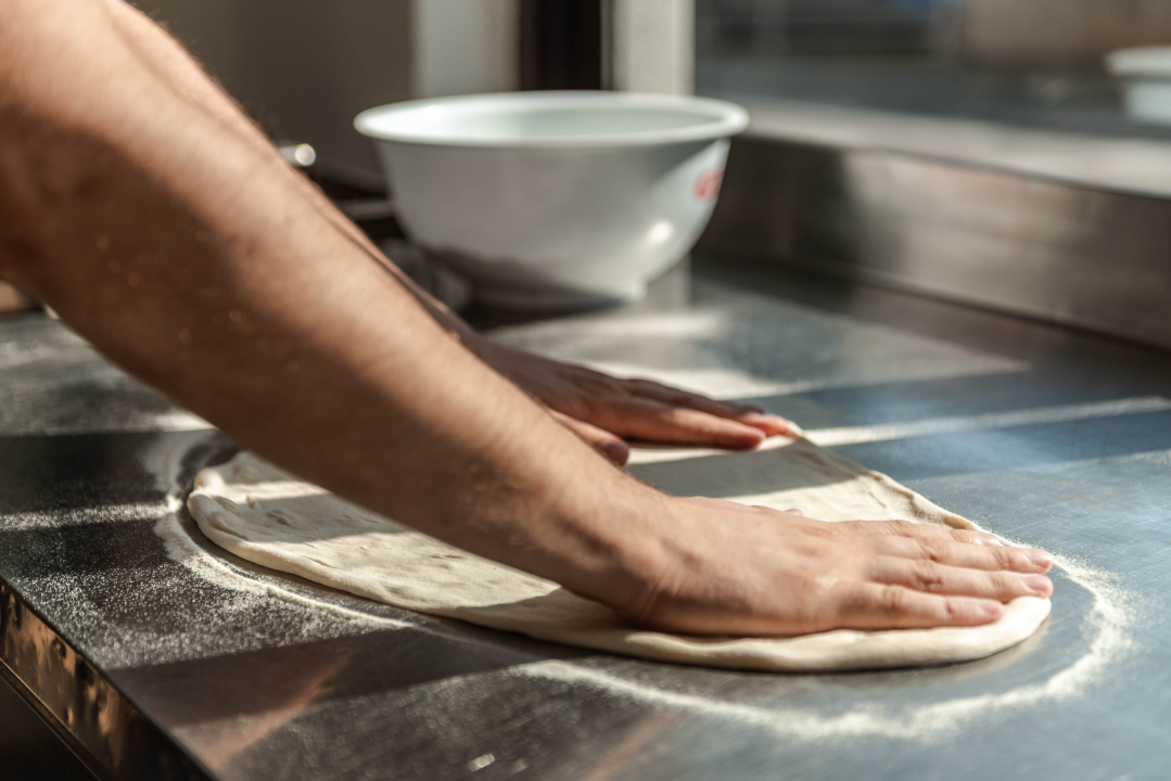 Naručite slasne pizze i sendviče Food Studija po najpovoljnijim cijenama! 
