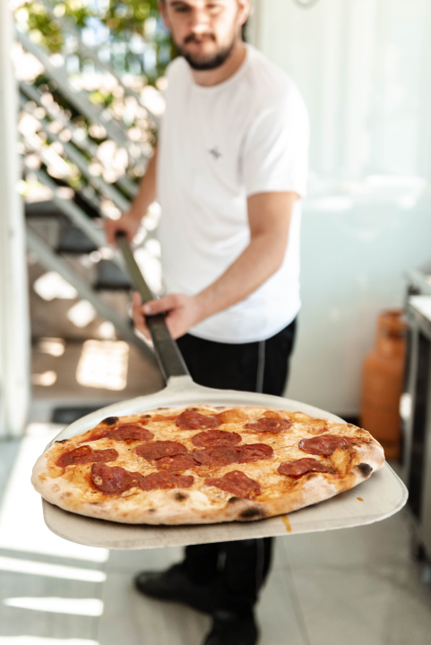 Naručite slasne pizze i sendviče Food Studija po najpovoljnijim cijenama! 