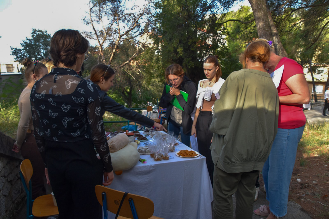 U gimnaziji održani Dani kruha, dio hrane donirali i šibenskoj pučkoj kuhinji