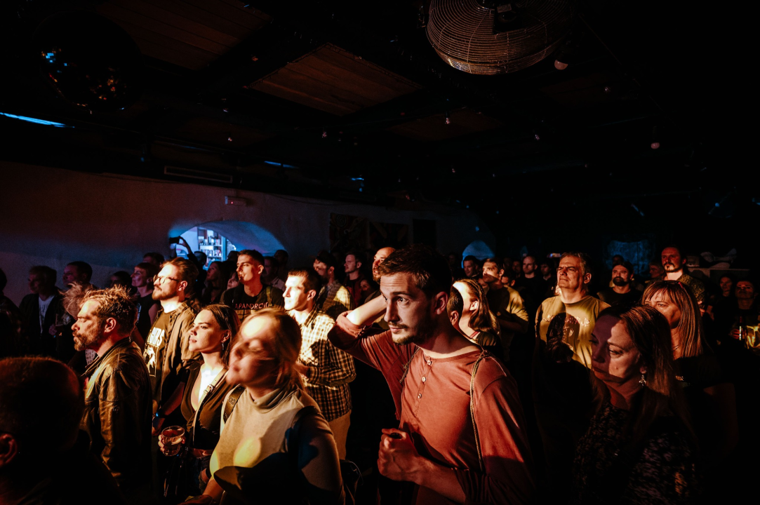 Post pankeri 'Algiers' energičnim koncertom 'shookirali' sinoć publiku u Šibeniku 