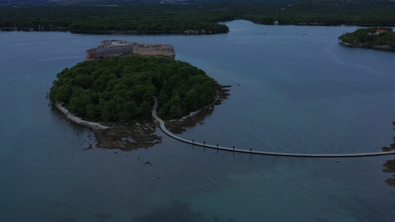 Novi album Branimira Bubice i Klape Sebenico najavljuje pjesma 'Pomišane karte' 