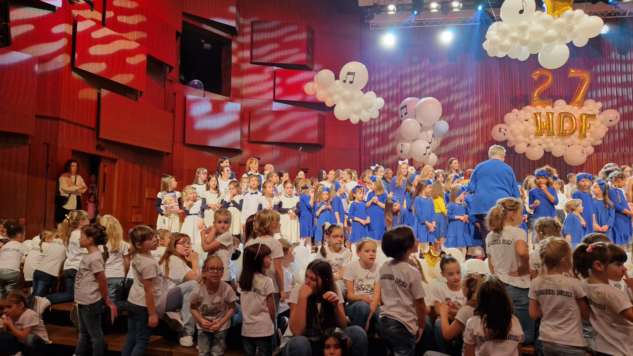 Šibenski cvrčci na Hrvatskom dječjem festivalu u Zagrebu osvojili treće mjesto 