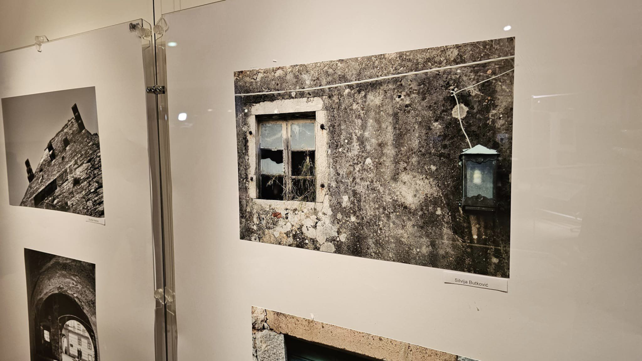 U knjižnici otvorena izložba 'Kalama, skalama, butama'