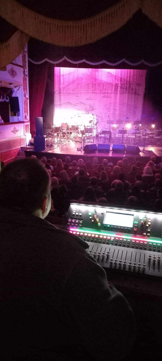 U šibenskom kazalištu održan koncert u spomen na Joška i Tonija: 'Tražila se karta više' 