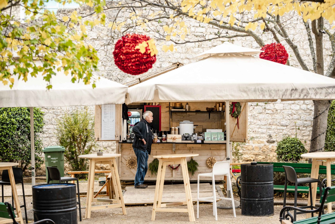 Soparnik, sarme, gulaš, burgeri, kobasice: Provjerili smo gastro ponudu na Adventuri i odlična je