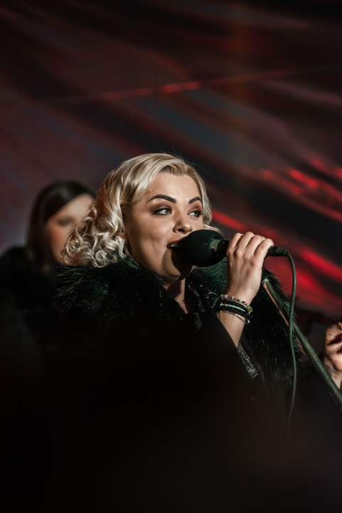 Pogledajte kako se zabavljalo na Šušuru uz Magazin, a za večeras Fenixi najavljuju provod na rivi!